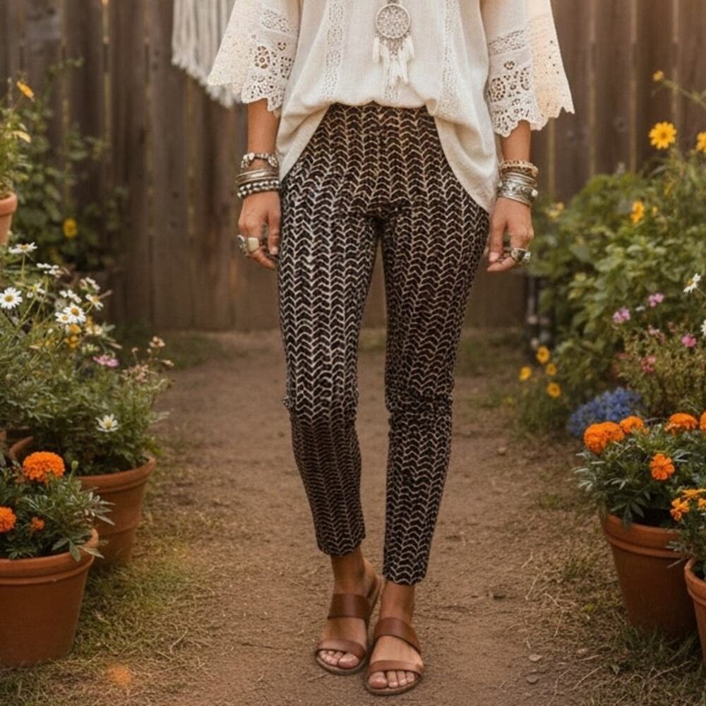 Cartonier Black & Brown Print Charlie  Crop Pants size 4